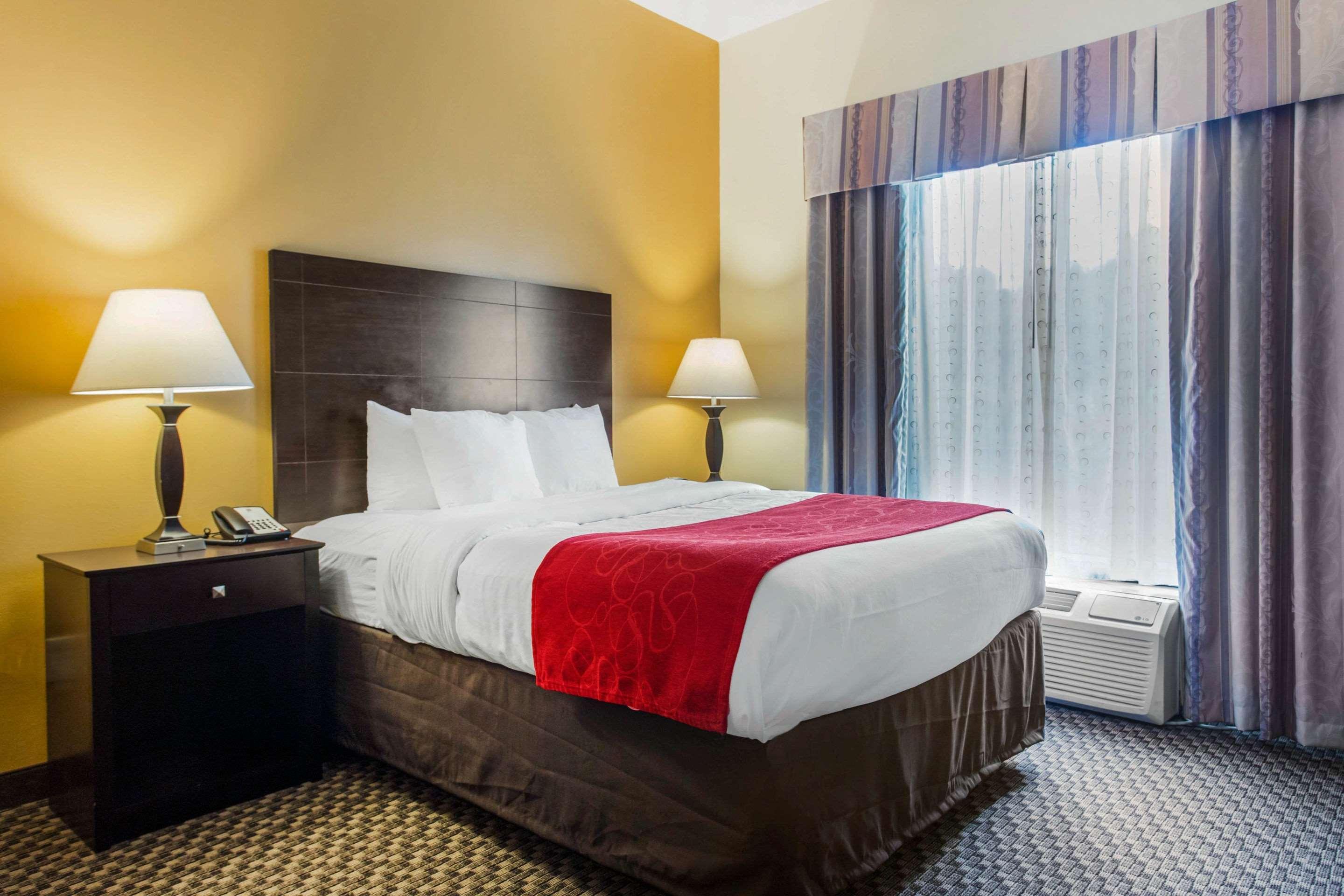 Comfort Suites Clinton Extérieur photo