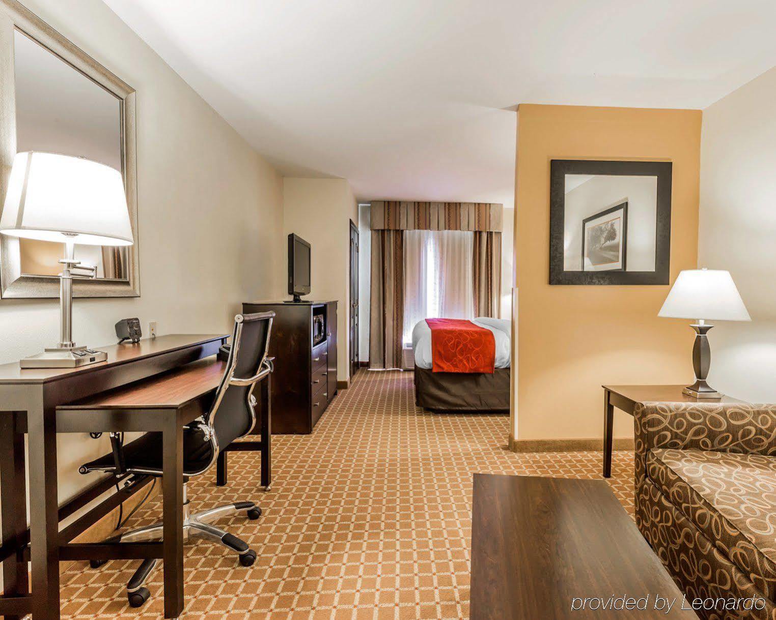Comfort Suites Clinton Extérieur photo