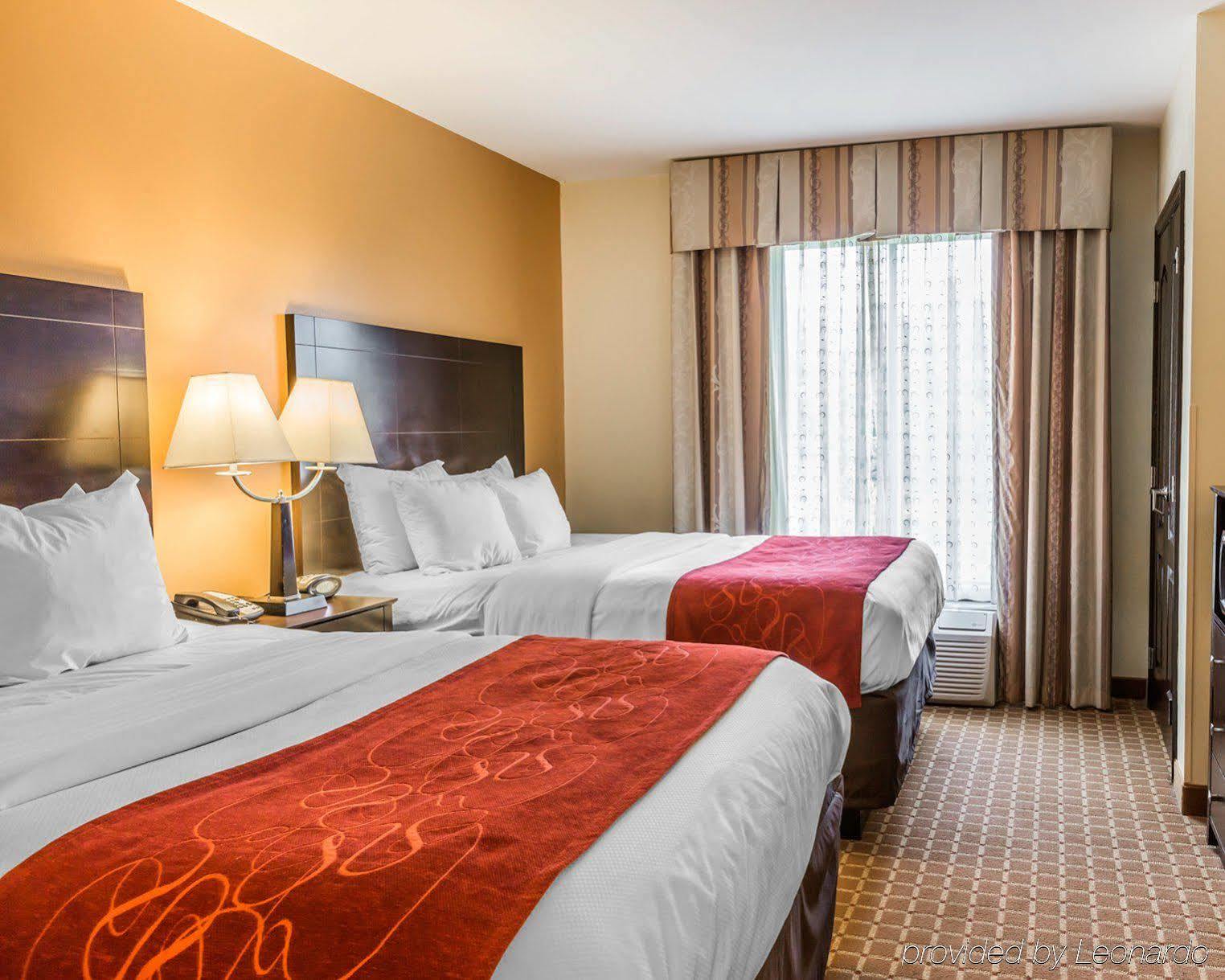 Comfort Suites Clinton Extérieur photo